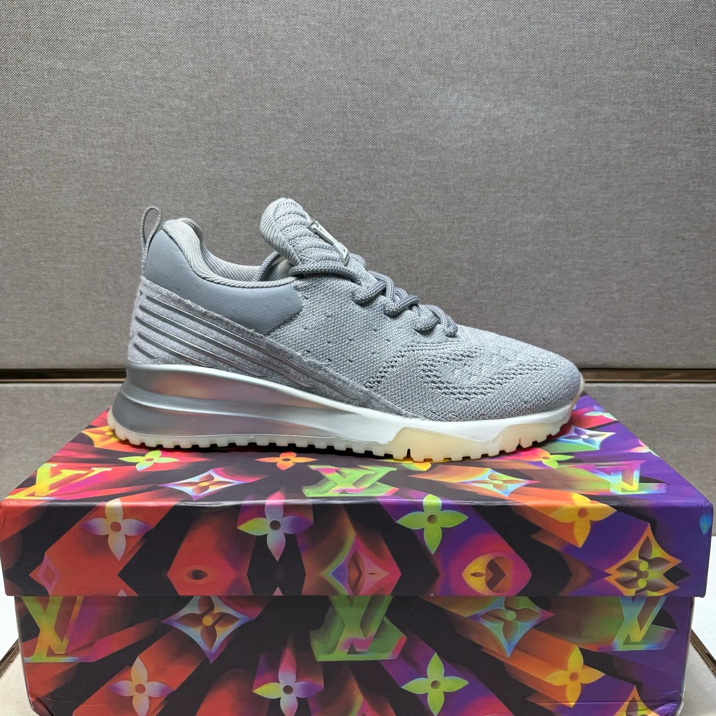 ⬛️Men's shoes 💰p480 [LV～] Men's casual shoes 2025z cabinet sales simultaneously 🔶Size: 38-44 #️⃣ 🔷4 colors🔜The upper is made of multi-material splicing➕Mesh lining, comfortable and breathable, sole: original comfortable and wear-resistant outsole, ⚠️real thing📱photographed🎬real thing is better📢📢📢